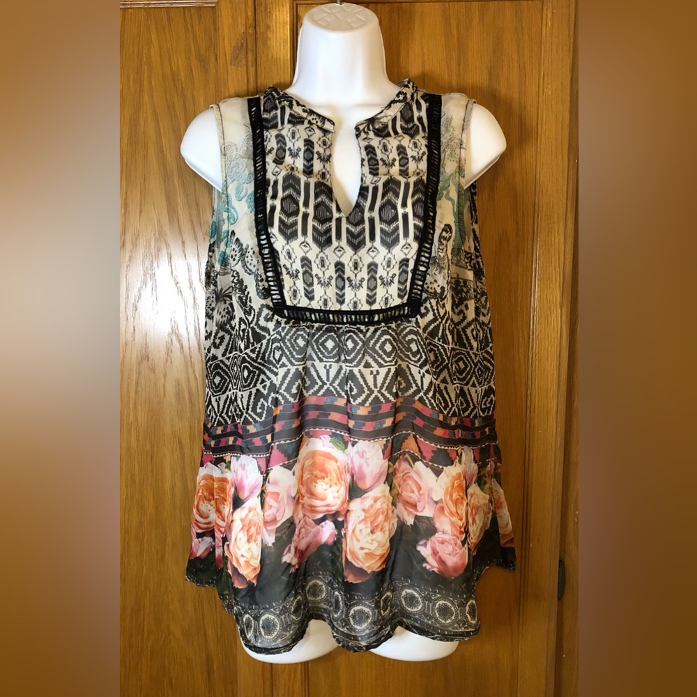 Valerie Stevens Sleeveless Sheer Top Large